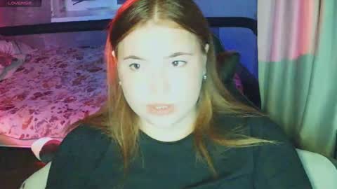 Snapshot of darkcharm1 chatting on November 6, 12:50 pm darkcharm1 online show from November 6, 12:50 pm