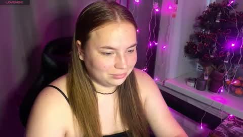 Snapshot of darkcharm1 chatting on December 21, 7:48 am darkcharm1 online show from December 21, 7:48 am