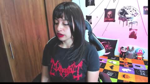 Hi Im Yuri  independent modelhelp me get my 111 hands upuwu online show from November 29, 8:12 pm