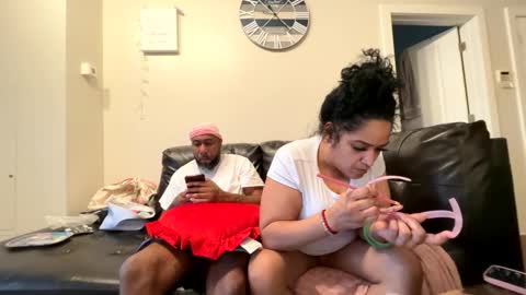 ScorpioKingX online show from February 14, 1:30 pm