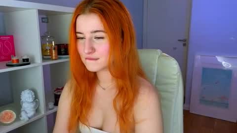 darkmoon____ online show from February 3, 8:03 pm