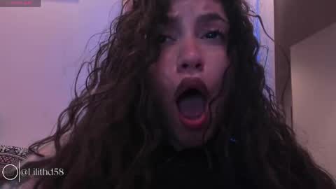 Snapshot of darknes_lilith18 chatting on May 27, 7:22 pm darknes_lilith18 online show from May 27, 7:22 pm