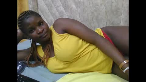 Snapshot of darknipples2 chatting on September 19, 2:46 am SHANICE online show from September 19, 2:46 am