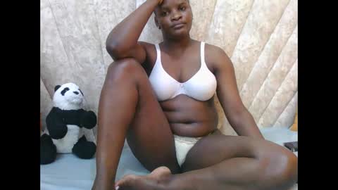 Snapshot of darknipples2 chatting on October 10, 11:42 am SHANICE online show from October 10, 11:42 am