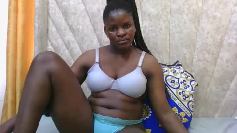 Snapshot of darknipples2 chatting on October 19, 5:08 am SHANICE online show from October 19, 5:08 am