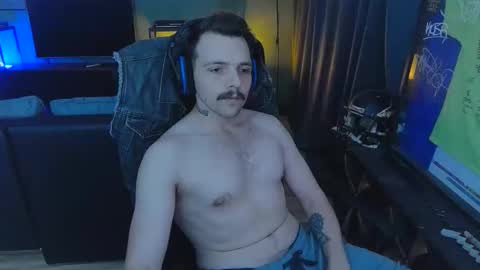 darknovelclown online show from March 31, 9:59 pm