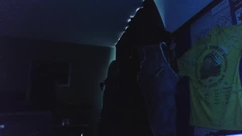 darknovelclown online show from April 2, 4:48 pm