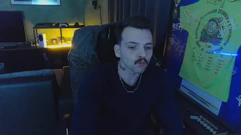 darknovelclown online show from April 3, 5:44 pm