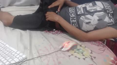 Snapshot of darkr_ider chatting on April 11, 3:33 am darkr_ider online show from April 11, 3:33 am