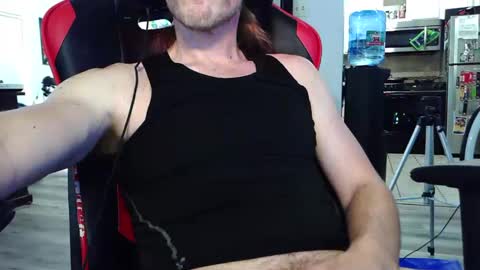 Snapshot of darksideofjay chatting on November 16, 12:00 pm DarkSideofJay online show from November 16, 12:00 pm