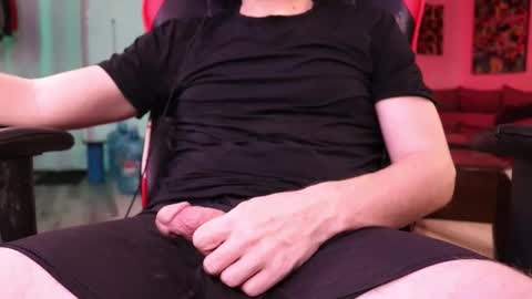 Snapshot of darksideofjay chatting on February 1, 7:40 am DarkSideofJay online show from February 1, 7:40 am