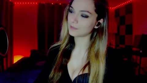 Snapshot of darkskullmistress chatting on September 13, 2:55 am roseredgoddess online show from September 13, 2:55 am