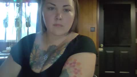 Snapshot of darkstardaisy chatting on October 22, 9:36 pm Daisy online show from October 22, 9:36 pm