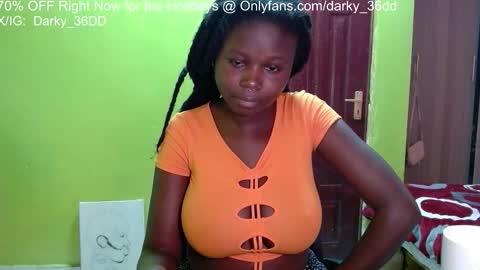 Snapshot of darky_36dd chatting on December 17, 1:00 am exclusive sexual content -- IGTwitterX darky 32dd online show from December 17, 1:00 am