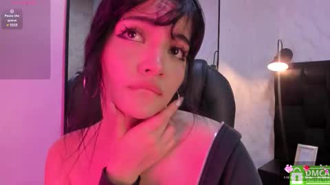 Snapshot of darky_doll chatting on March 17, 12:26 am Darky Doll online show from March 17, 12:26 am