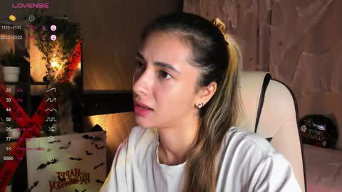 Belle online show from November 1, 3:52 am