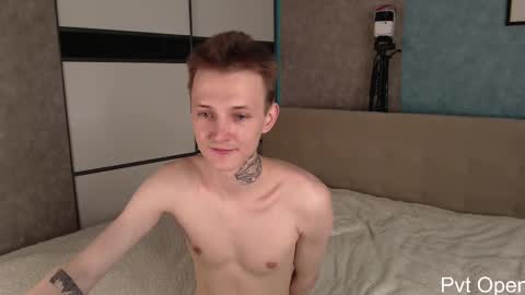 Snapshot of darling__oliver chatting on February 11, 5:50 pm your lovely Oli online show from February 11, 5:50 pm