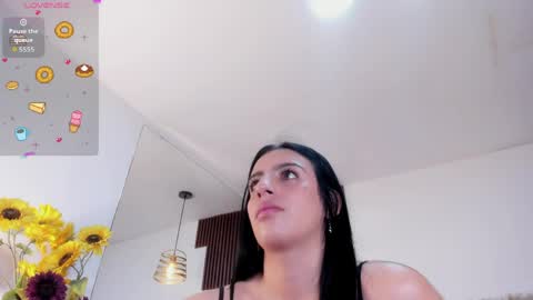 darling  online show from May 2, 11:04 am