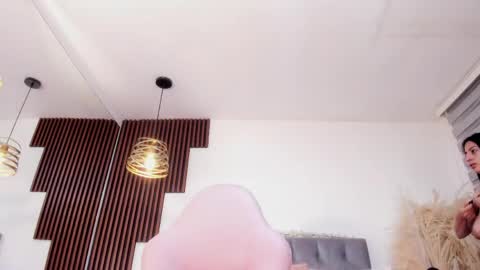 darling  online show from May 12, 10:56 am