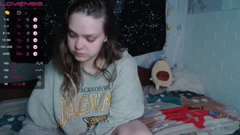 Snapshot of darling_tony18 chatting on December 16, 2:27 am darling_tony18 online show from December 16, 2:27 am