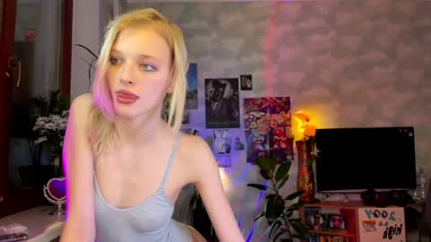 D online show from February 9, 3:34 pm