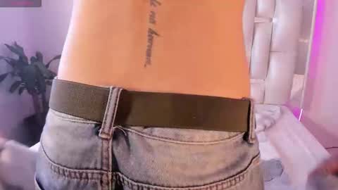 darlyn_tenderhot__ online show from February 26, 3:22 pm