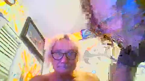 darnette_daisy online show from September 14, 4:00 am