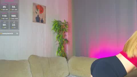 Snapshot of darslycat chatting on March 10, 7:30 pm DarslyCat online show from March 10, 7:30 pm
