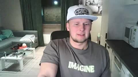 Dario online show from February 12, 6:47 pm