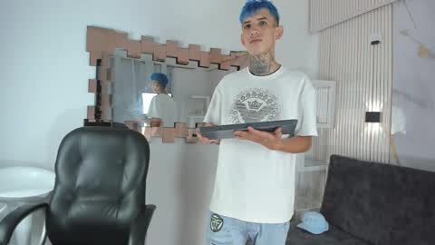 Snapshot of darwin_ggh chatting on November 16, 7:14 am darwin_ggh online show from November 16, 7:14 am