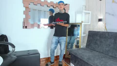 Snapshot of darwin_ggh chatting on November 21, 8:02 am darwin_ggh online show from November 21, 8:02 am