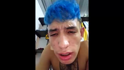 Snapshot of darwin_ggh chatting on November 21, 8:07 pm darwin_ggh online show from November 21, 8:07 pm