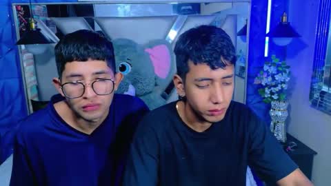 darwinandbrayan online show from December 18, 3:12 am