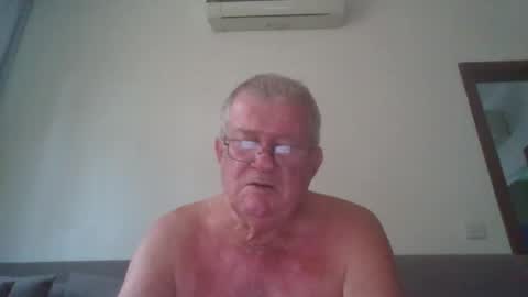 darwincock online show from March 31, 1:07 am