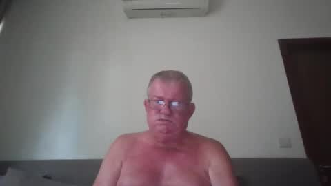 darwincock online show from May 10, 1:55 am
