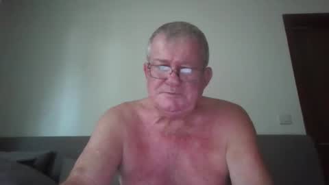 darwincock online show from May 12, 1:14 am