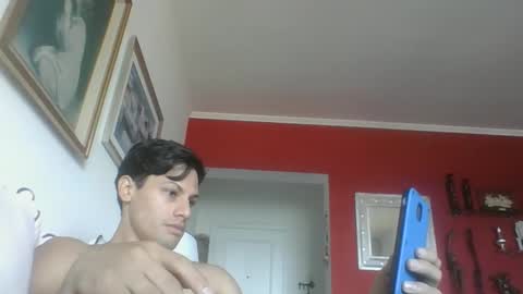 Snapshot of daryof chatting on December 4, 12:58 pm Daryo Franco online show from December 4, 12:58 pm