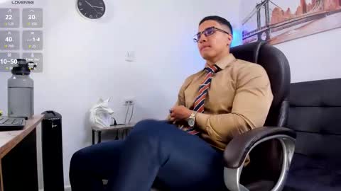 Dash online show from November 4, 12:48 pm