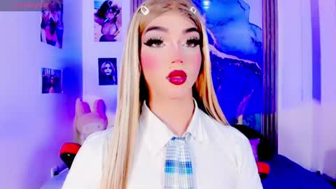 Snapshot of dasha_natalia chatting on July 15, 3:45 am Natalia online show from July 15, 3:45 am