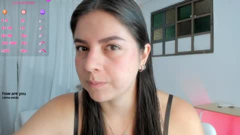 Snapshot of dashanovikov chatting on May 18, 12:55 pm Dasha online show from May 18, 12:55 pm