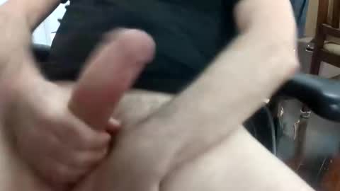 Snapshot of databass chatting on December 19, 1:29 pm databass online show from December 19, 1:29 pm