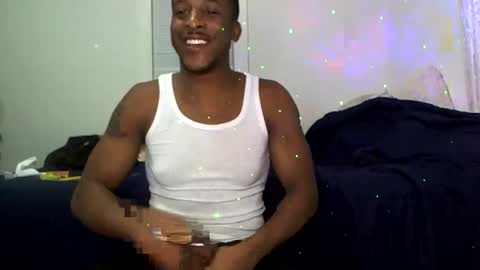 Snapshot of dathroatbunny chatting on December 22, 11:18 am BeyJackson online show from December 22, 11:18 am