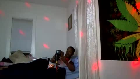 Snapshot of dathroatbunny chatting on January 19, 5:11 am BeyJackson online show from January 19, 5:11 am