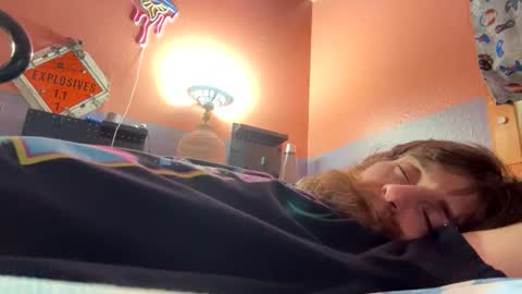 Snapshot of datitude chatting on March 25, 12:22 pm datitude online show from March 25, 12:22 pm