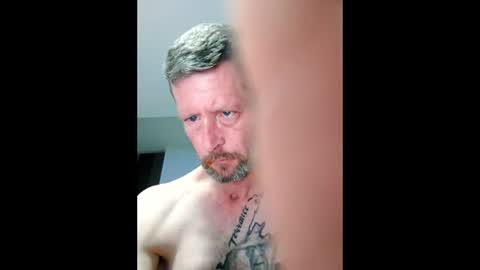 dave3891 online show from May 18, 4:29 am