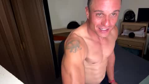 dave875126 online show from May 16, 12:07 am
