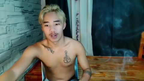 dave_boyyy online show from May 10, 8:19 am