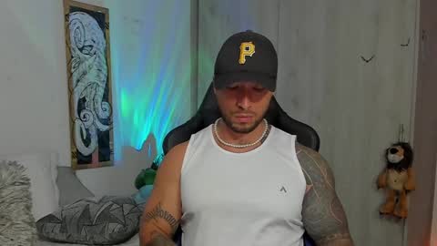 Snapshot of dave_max93 chatting on January 27, 3:50 pm DAVE MAX online show from January 27, 3:50 pm