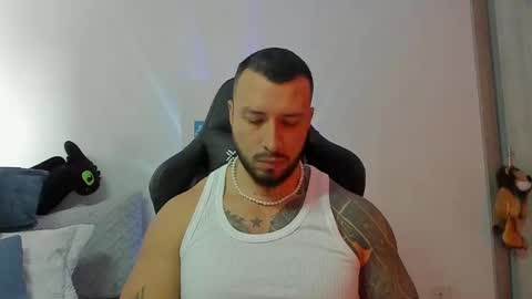 DAVE MAX online show from October 1, 2:23 pm