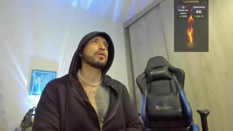 DAVE MAX online show from October 12, 2:32 am